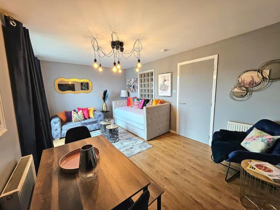 4 Separate Beds, Sleeps 6, Beautiful 2 Bed Apt Apartment Edinburgh Luaran gambar